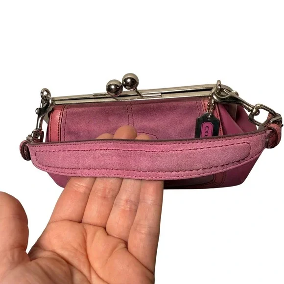Vintage Rare Coach 9734 Pink Suede Kisslock Baguette Bag Silver Hardware Y2K